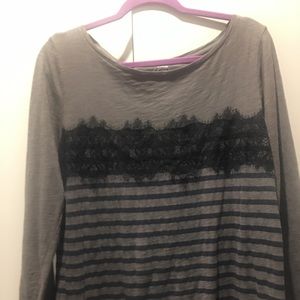 LOFT gray/navy tshirt